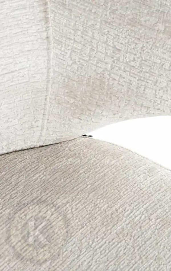 Xandra Chair