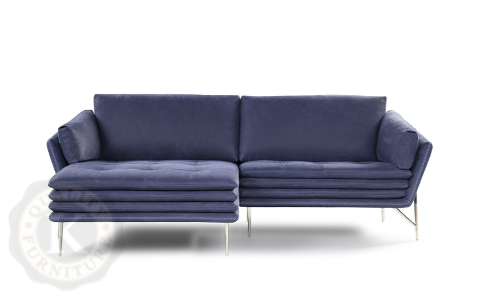 Mater Familias Sectional